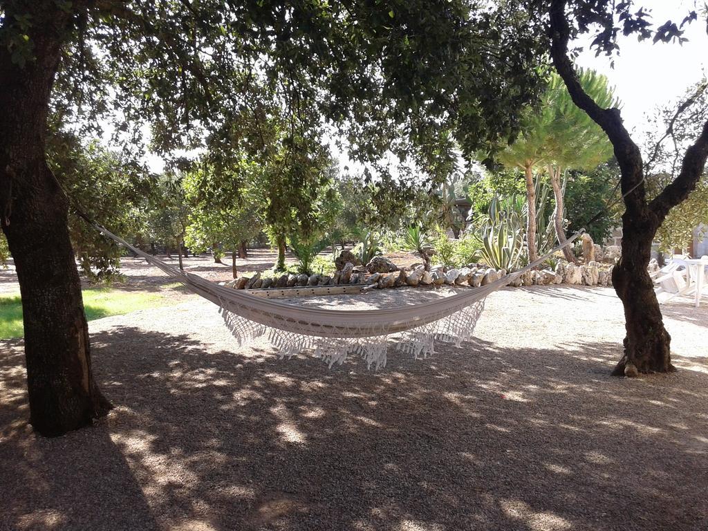 Tenuta La Spezia Carpignano Salentino Exterior foto